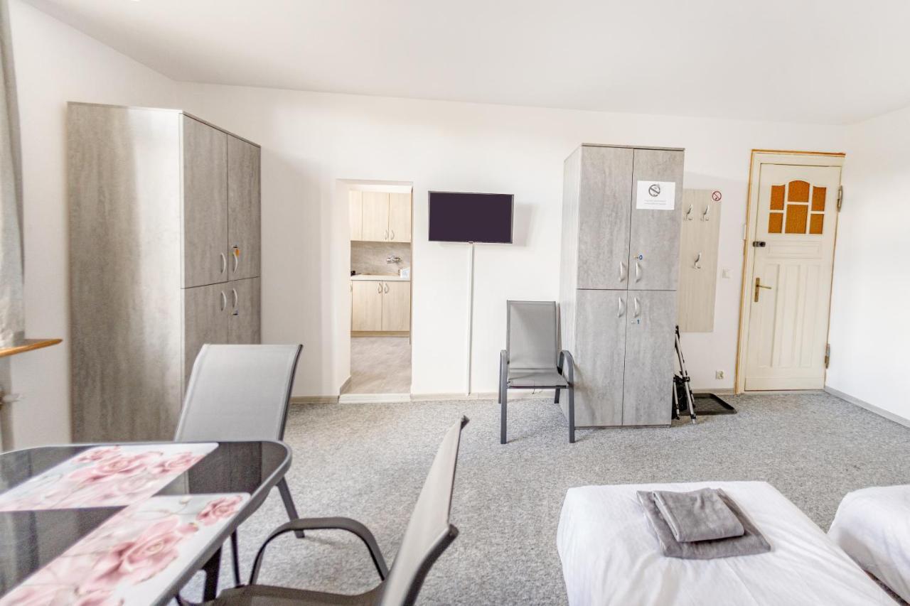 Stara Piekarnia - Pulaskiego 3 Homestay *